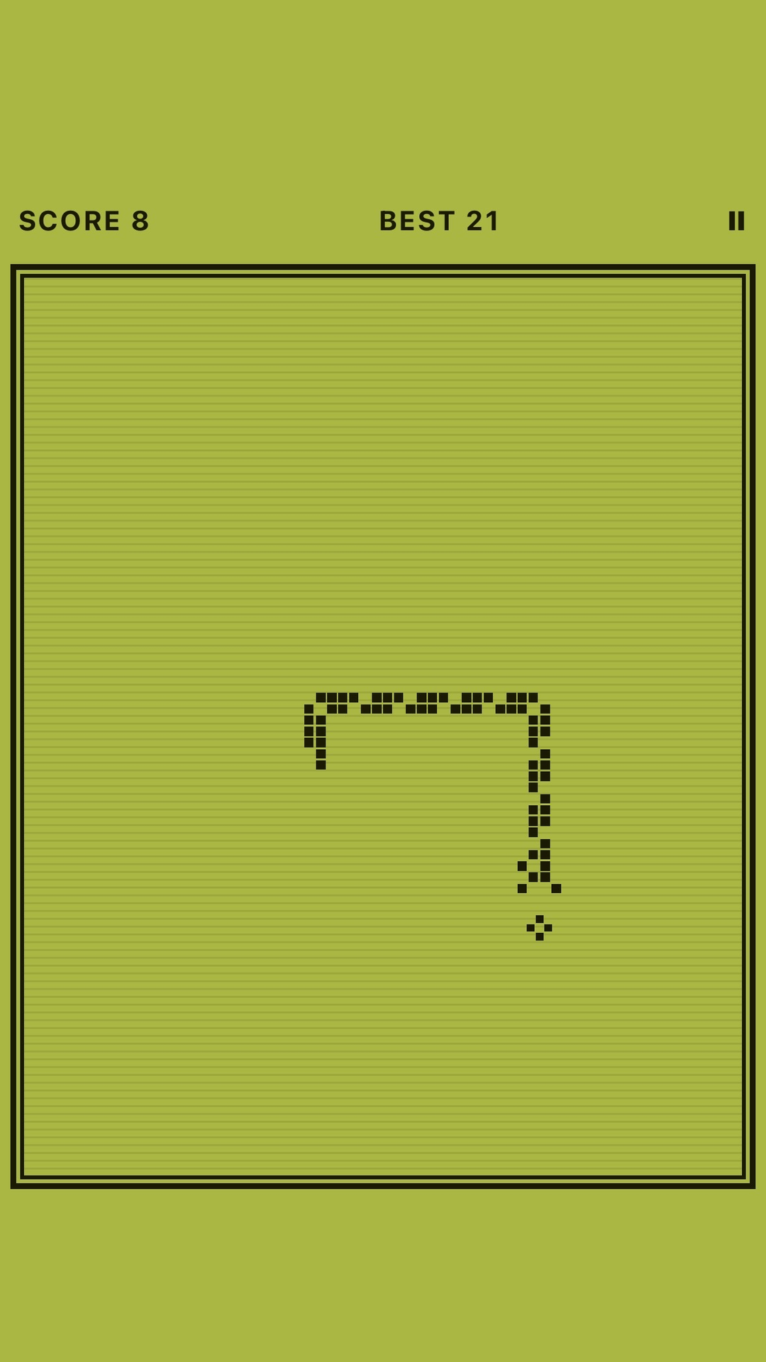 Snake Classic mid-game with a longer snake and rising score